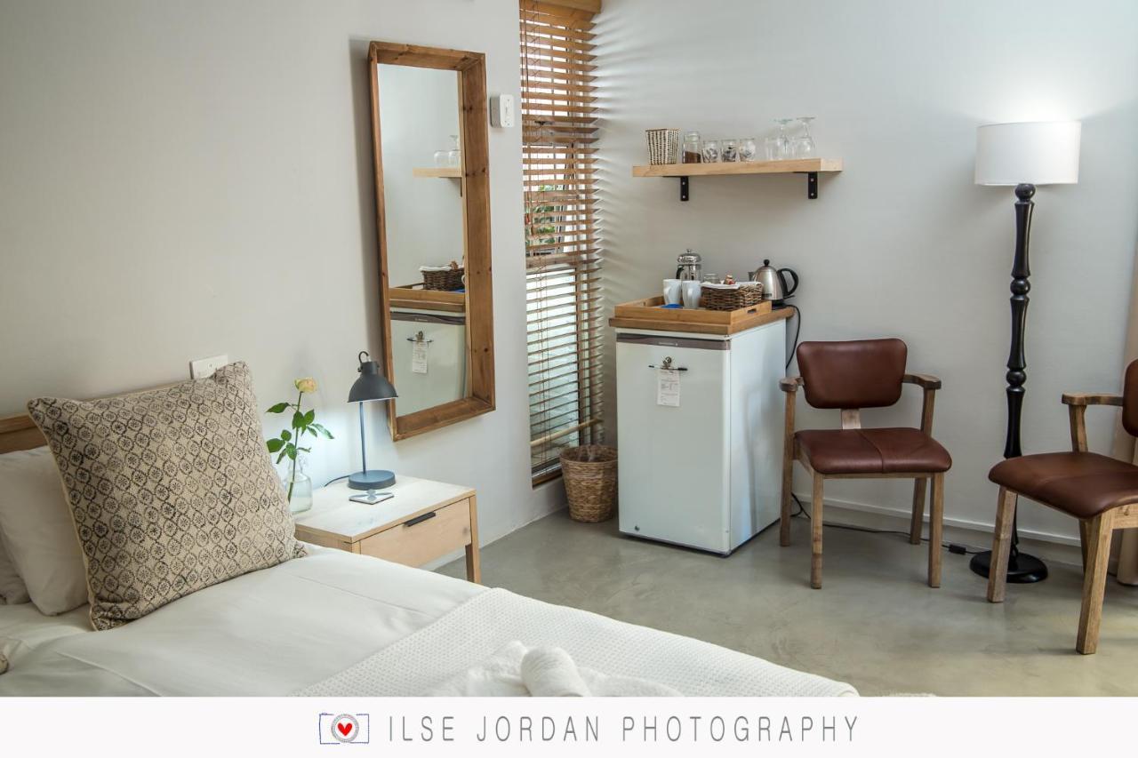 Raw Karoo Guest House เอาท์สโฮร์น ภายนอก รูปภาพ